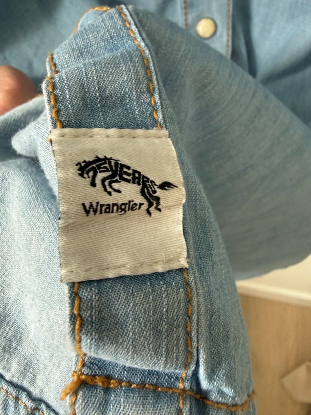 WRANGLER Retro Ruffle Western Chambray Shirt Light Wash Pearl Snap XL - Picture 3 of 6